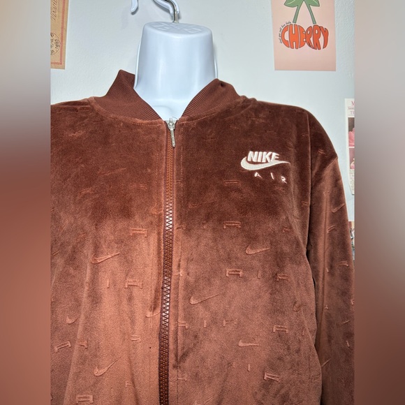 Nike Brown Velour Bomber Jacket - Picture 3 of 5